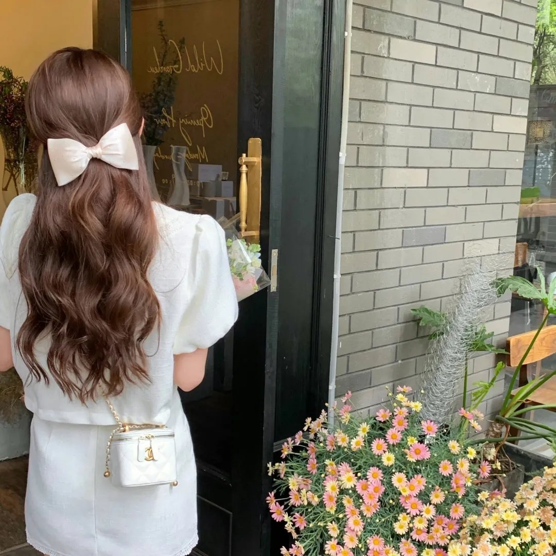 爱心小天使海报