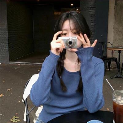 小男人遇上大女人海报